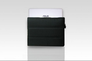 Illustration for article titled Furryrobo: Sleeping Bags For the Macbook Air and Eee PC